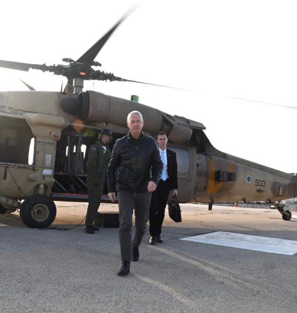 יוצא לשטח: שר הביטחון יואב גלנט ביקר בפיקוד מרכז