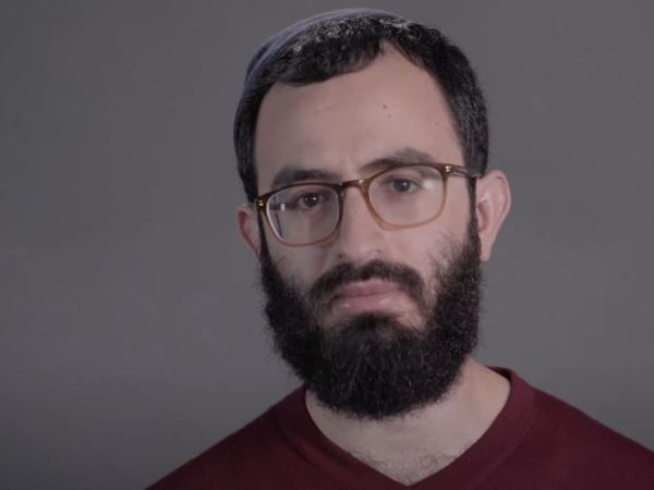 "אל תיבהלו": האקרים פרצו לאינסטגרם של מנדי גרוזמן