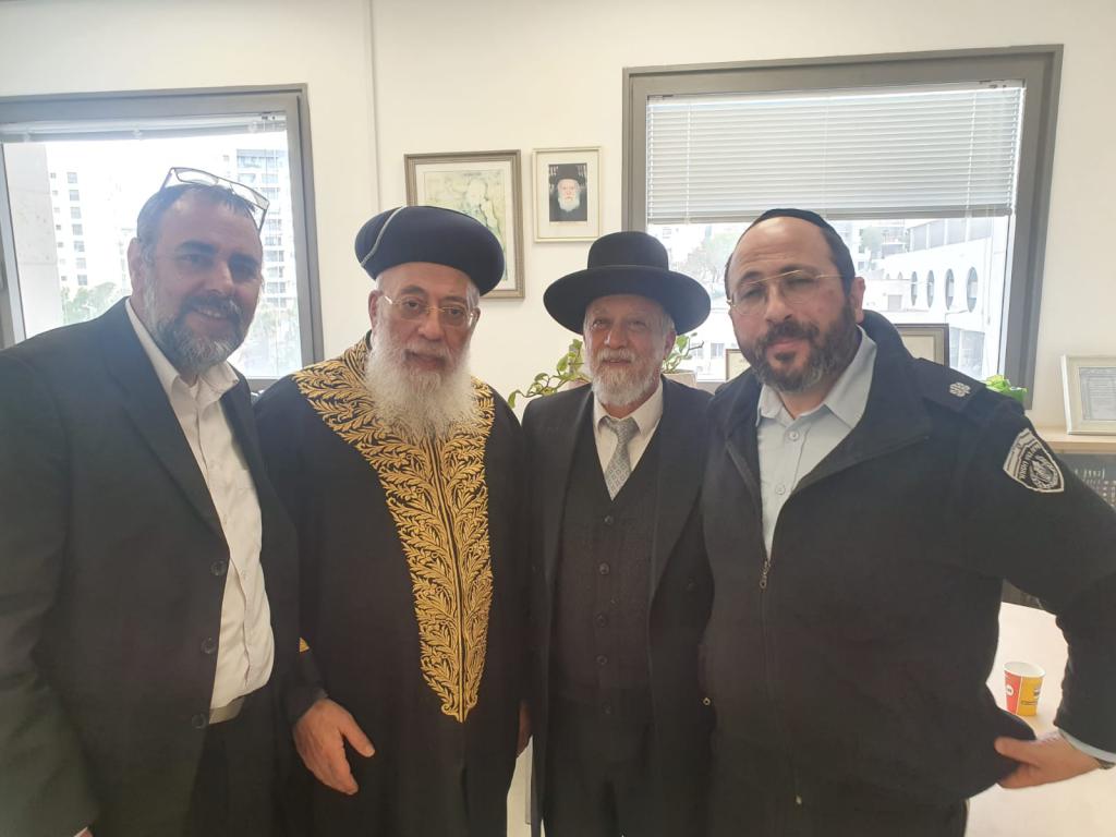 בזכות בלדה שכתבה המסורבת, הסרבן נתן גט