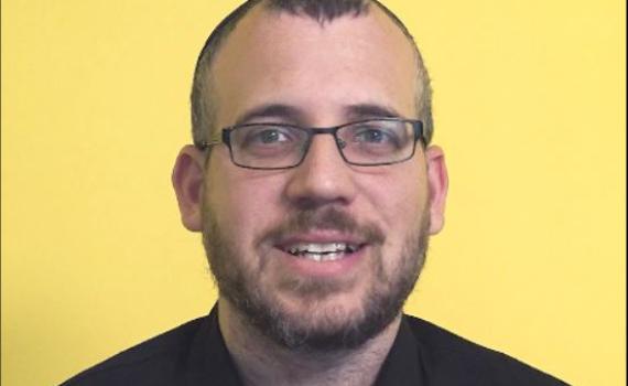 מחפש את המקור: אריק איינשטיין והשיר ואלה שמות