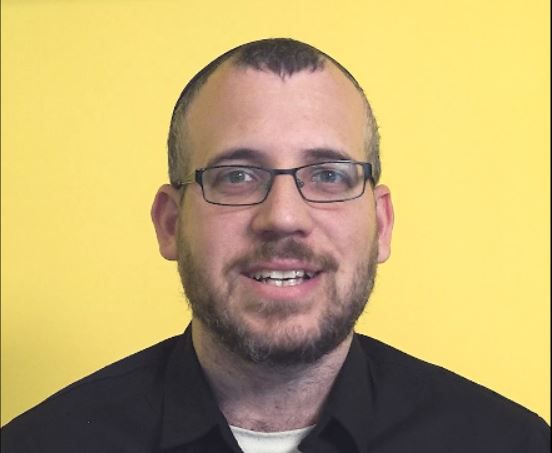 מחפש את המקור: אריק איינשטיין והשיר ואלה שמות