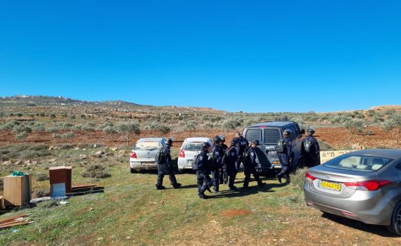וסרלאוף: "גלנט ממשיך את מדיניות הרס ההתיישבות"