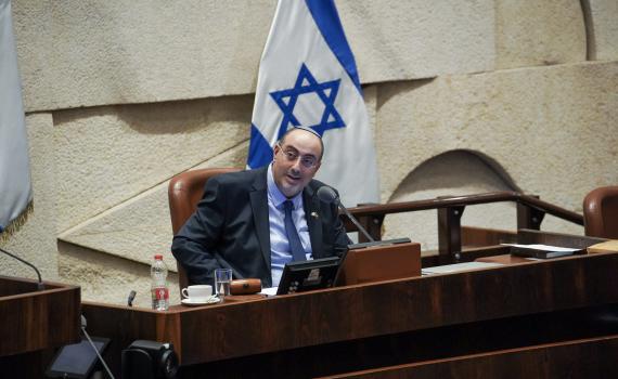 ניסים ואטורי מבהיר: לא ארגנתי את השייט