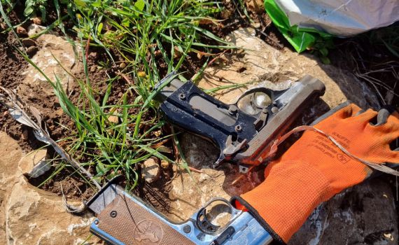 8 אקדחים ורובה בפשיטה של מג"ב על המגזר הערבי