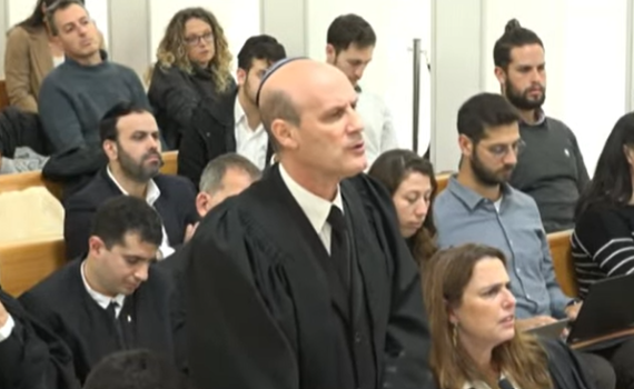 עורך דינו של נתניהו:"לבג"ץ אין סמכות לפסול חוקי יסוד"