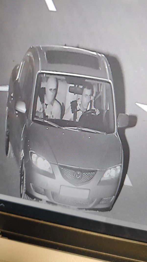 תיעוד הפיגוע: מתקרב, יורה כדור ונתקל במעצור