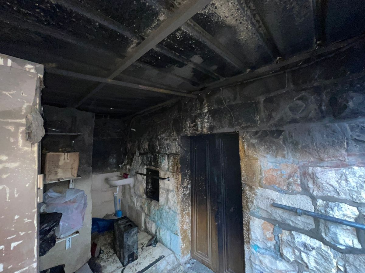 ההרוג בשריפה בוואדי ג'וז: בגלל נרגילה שהדליק מזרן