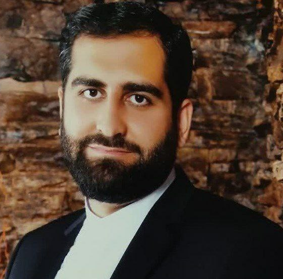 ארבעה כדורים בפתח ביתו: בכיר במשטר האיראני נרצח