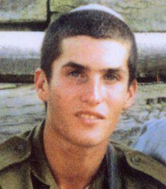 היום בהיסטוריה: הגיבור שהציל את חיי חבריו לישיבה