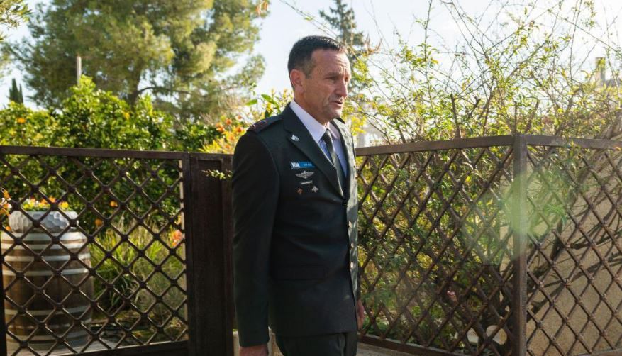 צפו: הרצי הלוי יוצא מביתו לטקס החלפת הרמטכ"לים