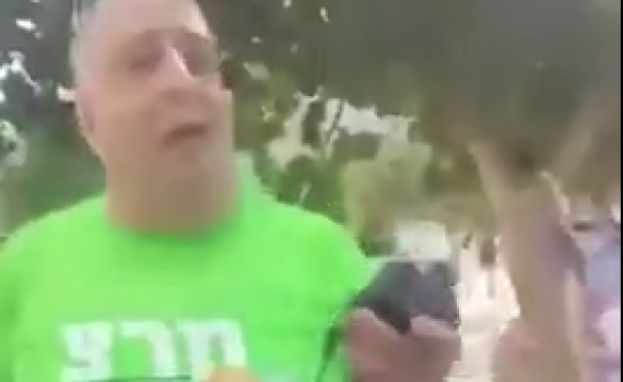 נסגר התיק נגד פעיל מרצ שתועד מבזה תפילין