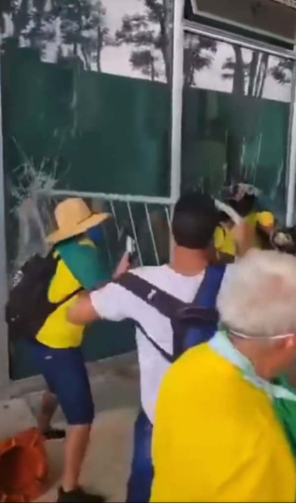 "ההפיכה תהיה קטלנית": ברשת, כל זה היה צפוי