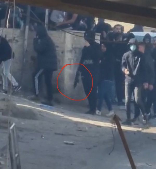 התיעוד מוכיח: ההרוג בשועפאט החזיק ביד רובה