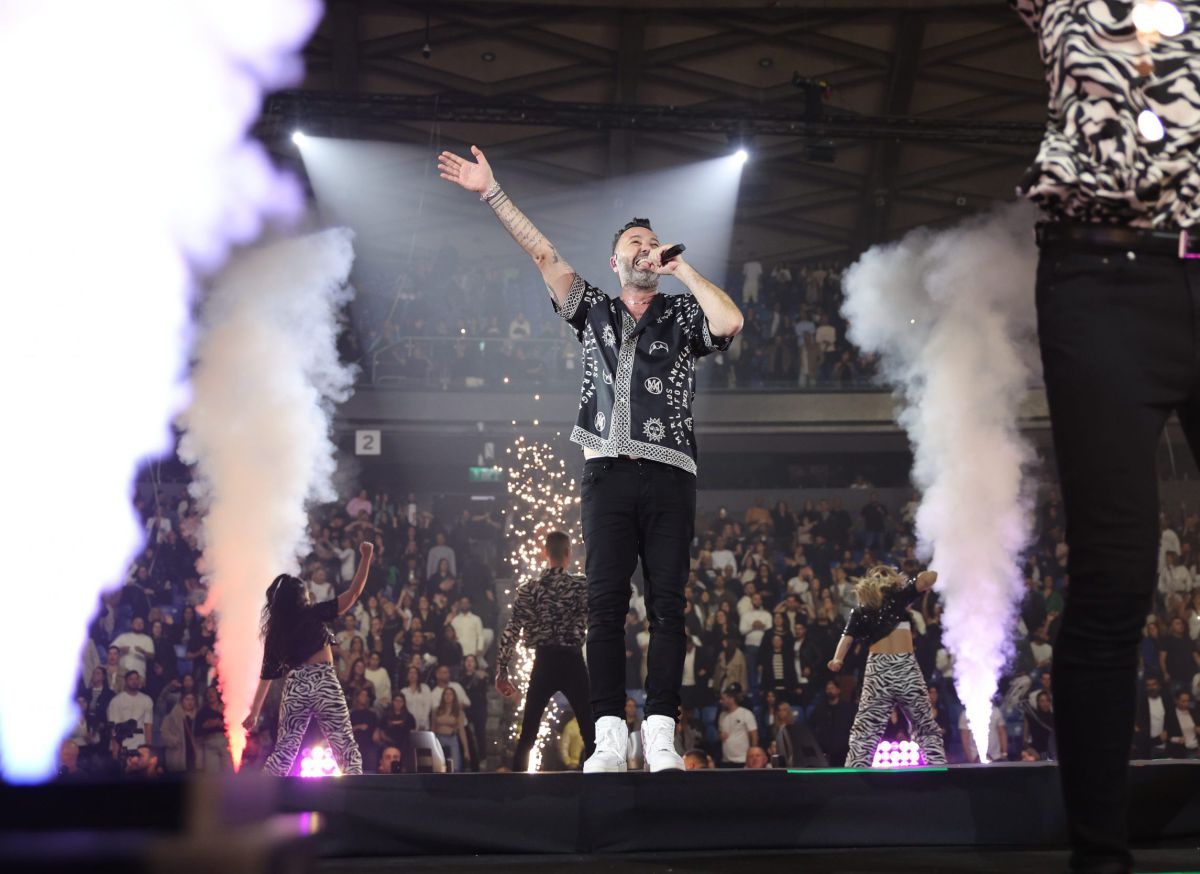 מול 12,000 איש: ליאור נרקיס סיכם 30 שנות יצירה