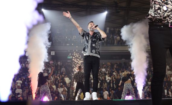 מול 12,000 איש: ליאור נרקיס סיכם 30 שנות יצירה