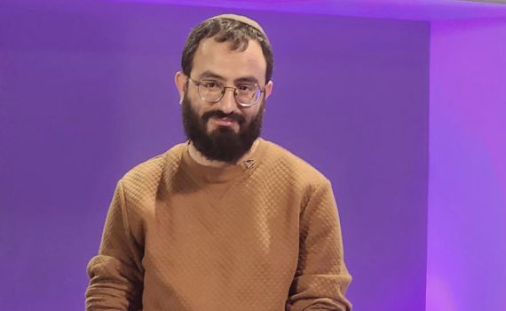 העיתונאי החרדי מתמודד לוועד העובדים של ”כאן”