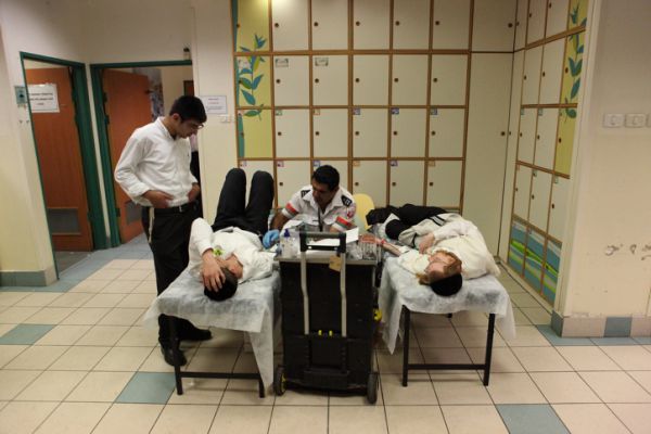 בוטלה ההגבלה לתרומת דם ליוצאי בריטניה