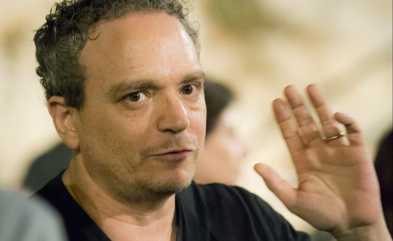 יזהר אשדות: "אם יציעו לי להופיע בשטחים, אני אופיע"