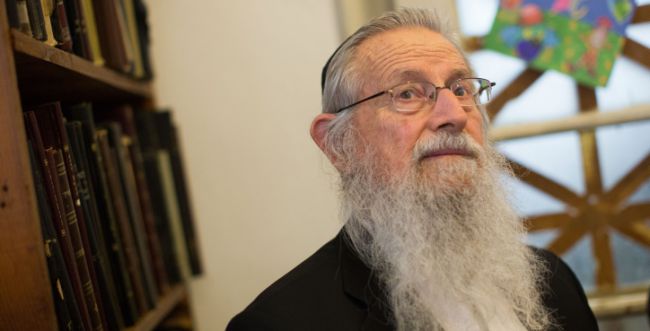 הרב זלמן מלמד לחיילים: "לא לצאת לקצונה"