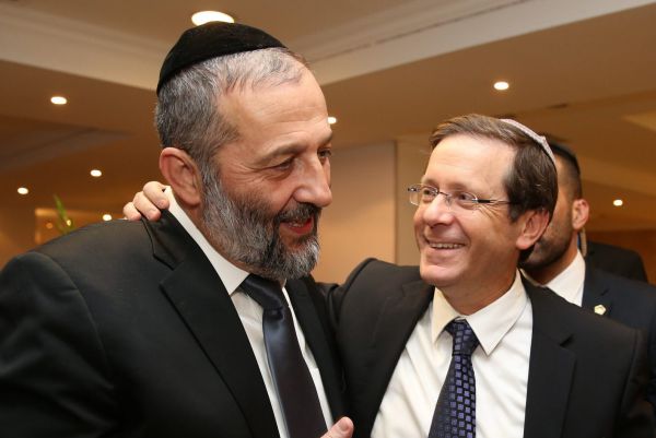 זה הפתרון שיאפשר לאריה דרעי לחזור לממשלה