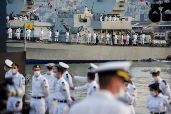 רק 5 שנות מאסר לקצין חיל הים שאנס קצינה