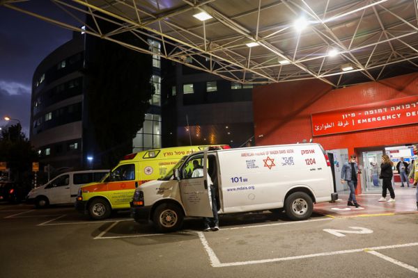 מבוכה בביה"ח | 'מצבו של הנער אנוש; כל שמועה אחרת לא נכונה'