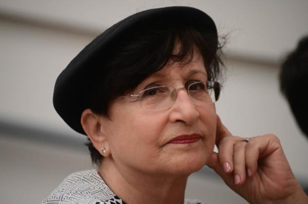 רבנים נגד עדינה בר שלום: "מסלפת את דעת התורה"