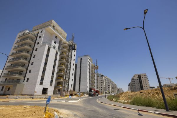 האינפלציה נבלמת; מחירי הדיור בירידה