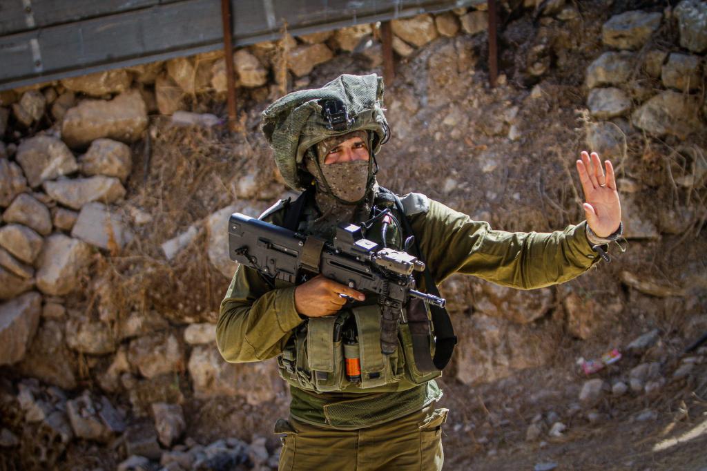פיגוע ירי בשומרון: מחבלים ירו לעבר בסיס מג"ב