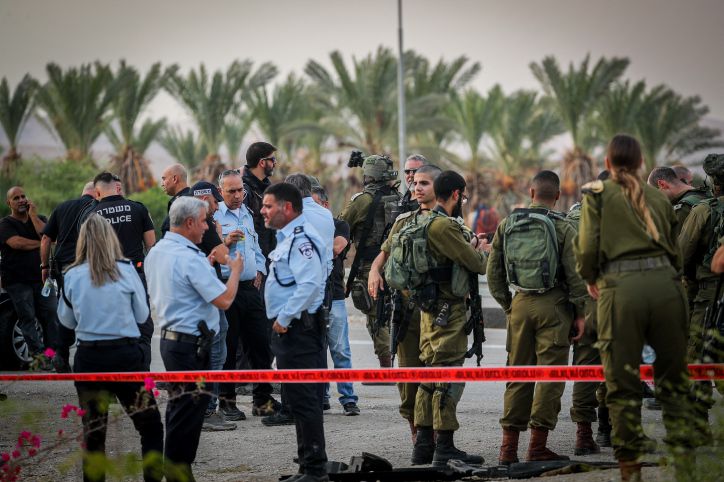 פיגוע ירי בבקעה: מחבל פתח בירי לעבר מסעדה וברח