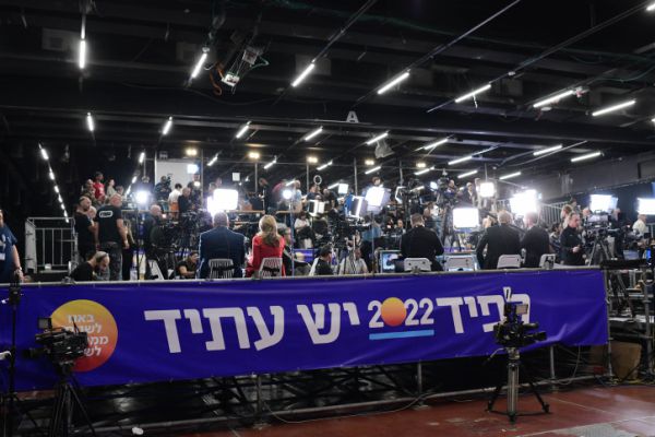 בכיר במפלגת יש עתיד פורש מהחיים הפוליטיים