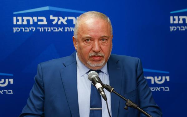 ליברמן: "אנחנו ימין, לא נגיע להפגנות עם דגלי פלסטין"