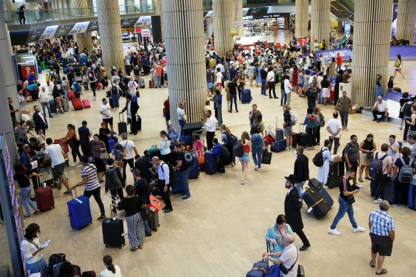 הצהרת תובע נגד 4 חברות פרשת "המזוודות הוורודות"