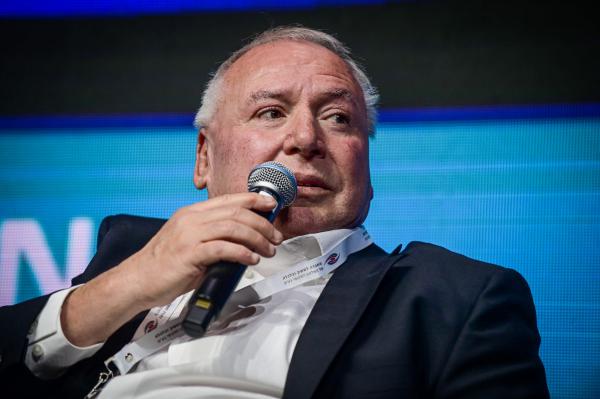 דודי אמסלם למגיש: "את מי אני אמנה? אותך?"