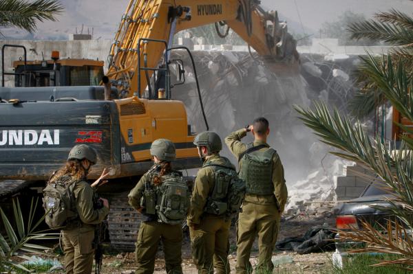 D-9 על ערכי הצדק