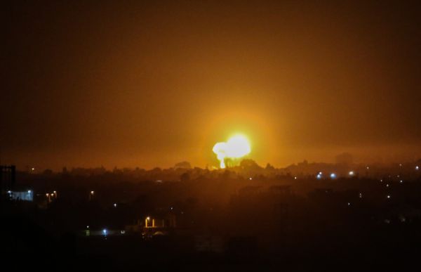 חיל האוויר תקף יעדים של חמאס בעזה. צפו