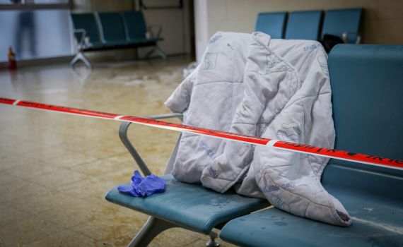 3 אירועי תקיפה בשבוע: בת 17 תקפה רופא ברמלה