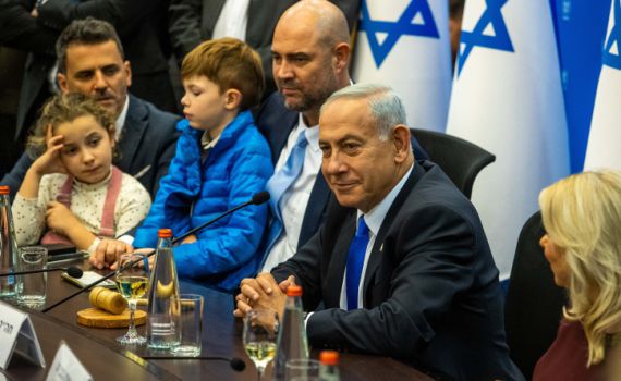 נתניהו נגד הרבנים החרדים: "חביב אדם שנברא בצלם"