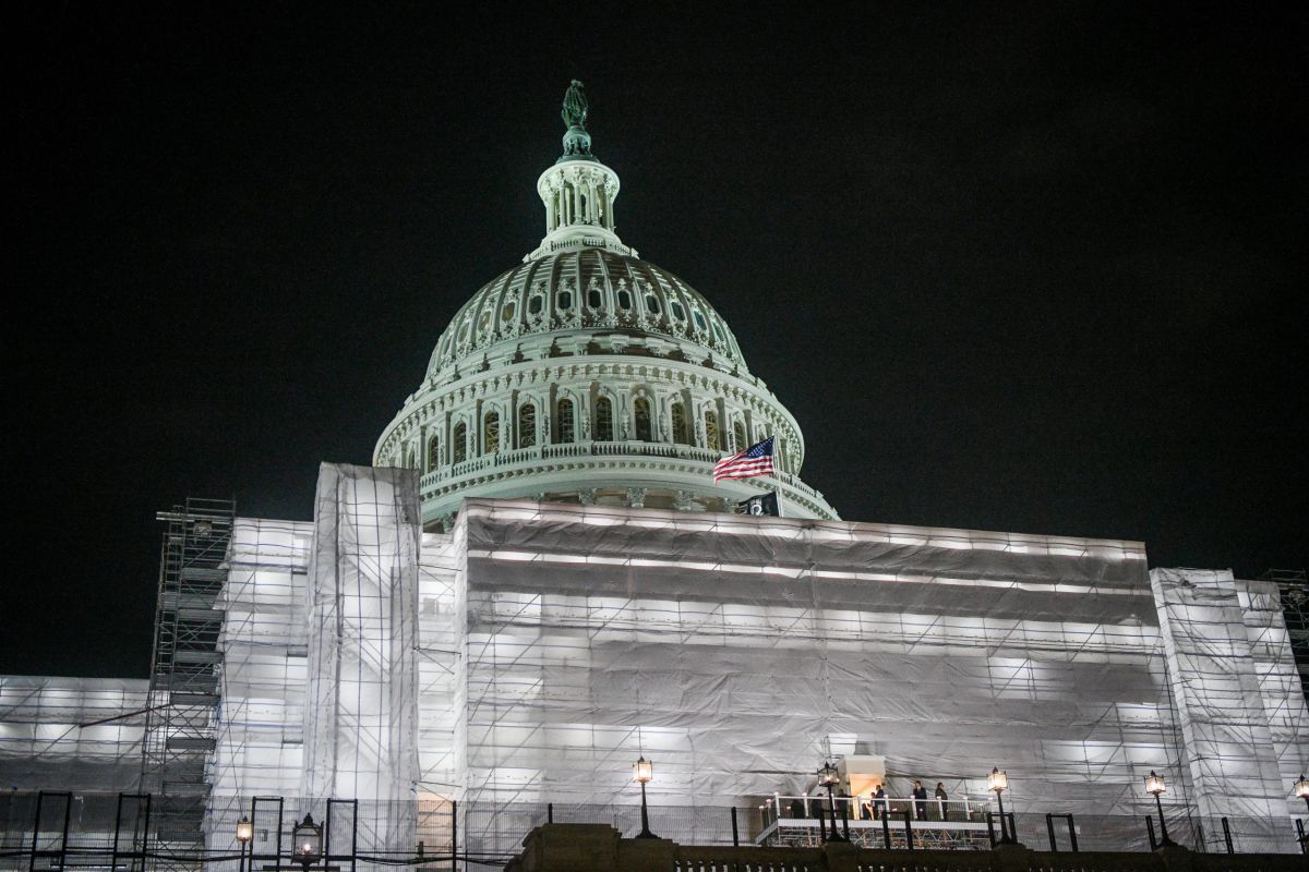 האיום של ועדת הקונגרס: "שינוי המשטר באיראן - צעד בלתי נמנע"