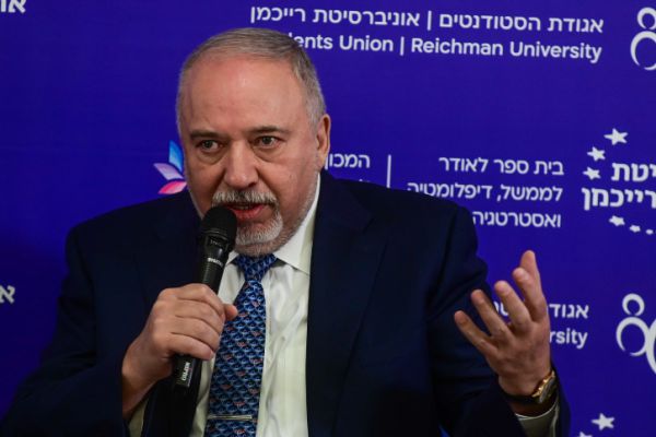 אביגדור ליברמן מעריך: זה החודש בו הממשלה תיפול