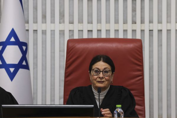 בג"ץ עילת הסבירות: האם הציבור בעד פסילת החוק?