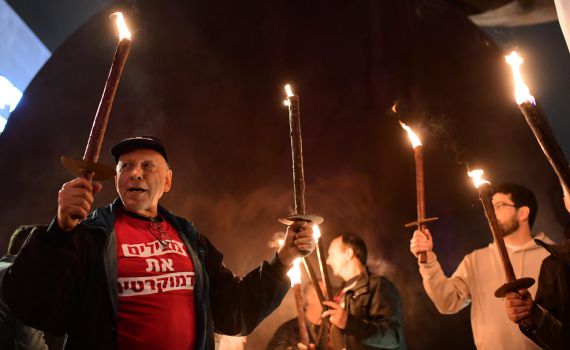 החרדית שנאמה בהפגנת השמאל: "לקדש שם שמיים"