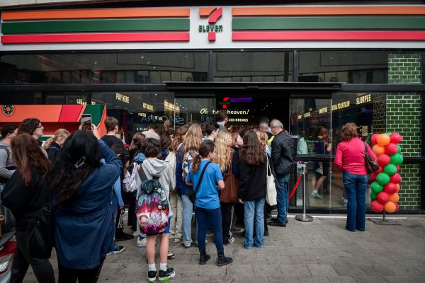 למה ישראלים נעמדו בתור לפיצוציה? | תמונות השבוע