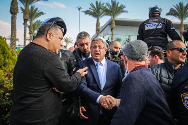 שבועיים למינויו: מה קורה בין בן גביר והרשויות הערביות?