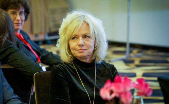 היועמ"שית שוקלת: להוציא את נתניהו לנבצרות