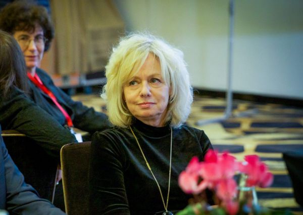 היועמ"שית שוקלת: להוציא את נתניהו לנבצרות