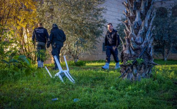 היערכות לנקמה: הבורר של משפחת הפשע נרצח ביריות