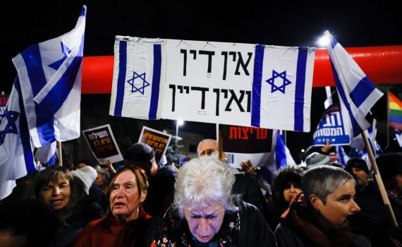 רן דנקר: "מדינה שלמה שנדרסת על ידי קיצוניים"