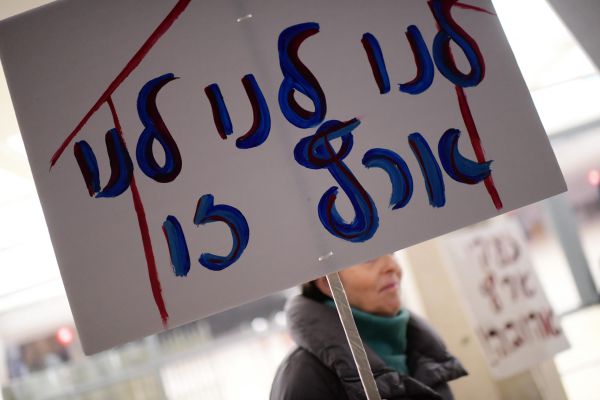 עשרות אמנים הודיעו כי יגיעו להפגנה נגד הממשלה