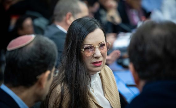 טלי גוטליב לועגת לנתניהו: 'וואו, מחיאות כפיים סוערות'